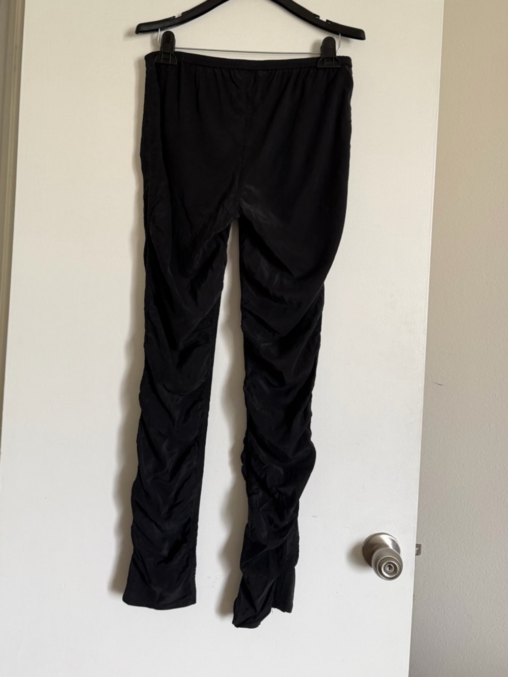 Diane Von Furstenberg Black Silk Ruched Skinny Drawstring Closure Pants size 6 - Picture 4 of 9